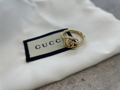 「ラグジュアリーブランドのGUCCI 」