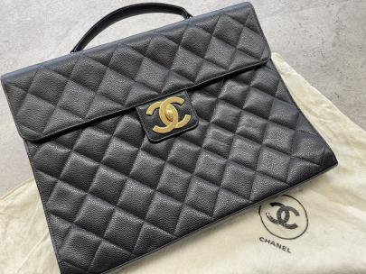 「ラグジュアリーブランドのCHANEL 」