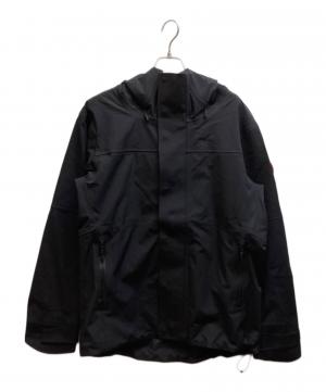 「インポートブランドのCANADA GOOSE 」