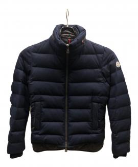 「ラグジュアリーブランドのMONCLER 」