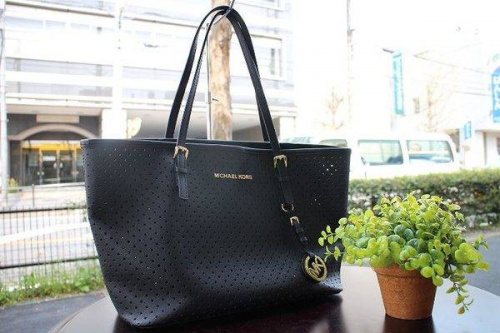 トレファクスタイル小手指店ブログ画像１