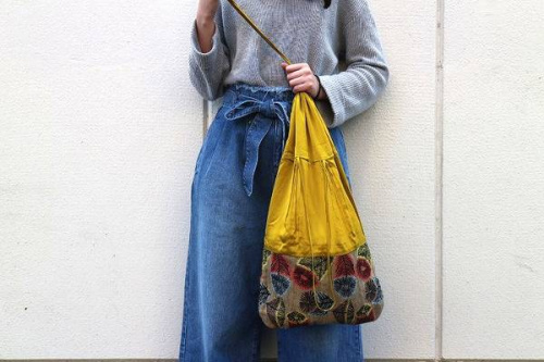 ミナペルホネンのバッグ