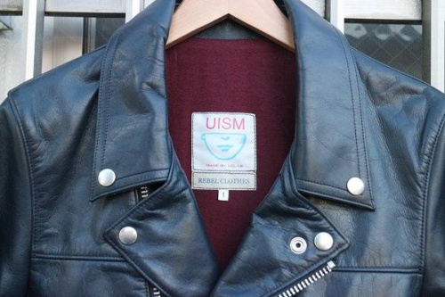 レザーのライダース