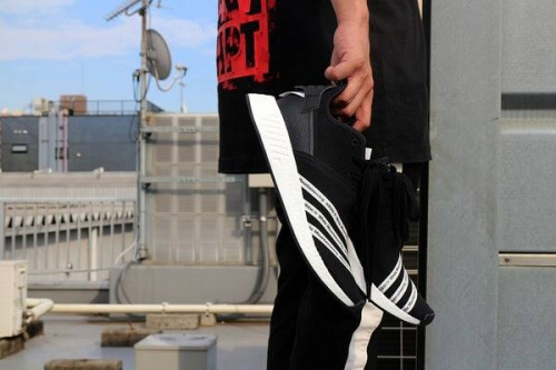 スニーカーの中古