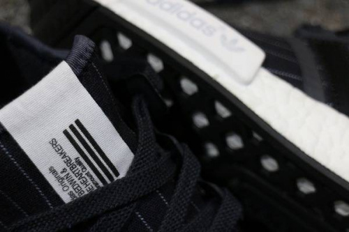 イージーブーストのNMD