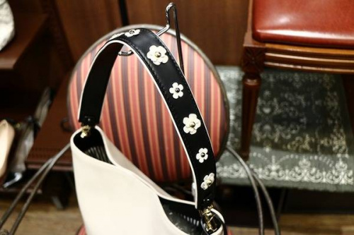 ブランドバッグ