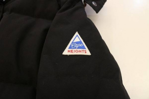 tricot COMME des GARCONのダウンジャケット