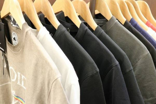 セールの小手指