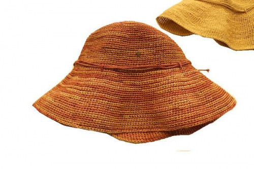 ラフィアハットのHELEN KAMINSKI