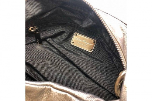 Salvatore Ferragamoのバッグ