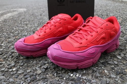 ラフシモンズのダッドスニーカー