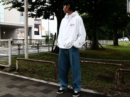 ストリートブランドのneon sign