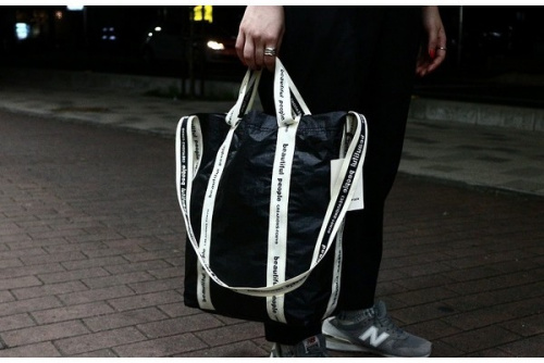 ショルダーバッグ