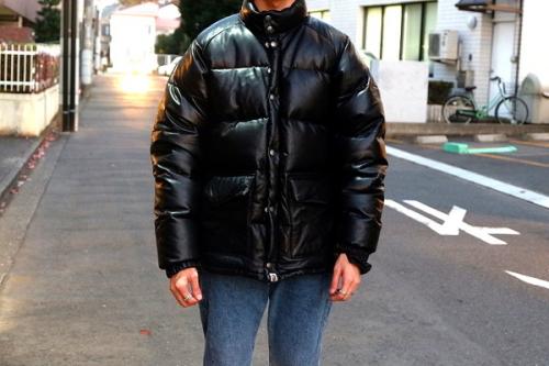 エイプのレザーダウンジャケット