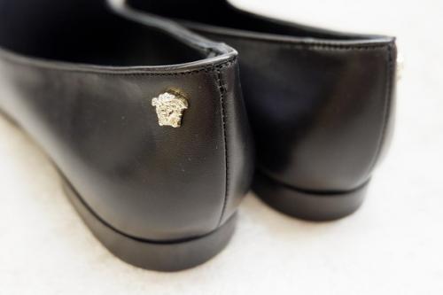 小手指のパンプス