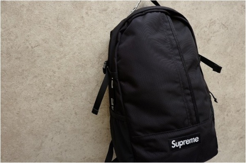 ストリートブランドのSUPREME