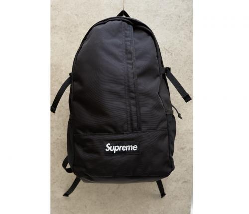 SUPREMEのシュプリーム