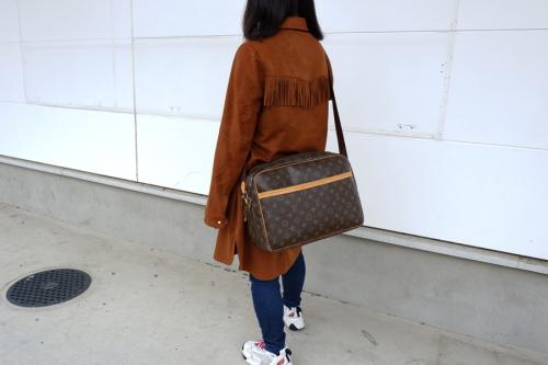 ルイス　ヴィトンのショルダーバック