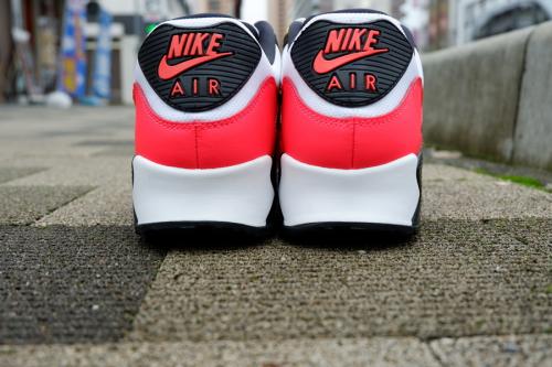 スニーカーのメンズ