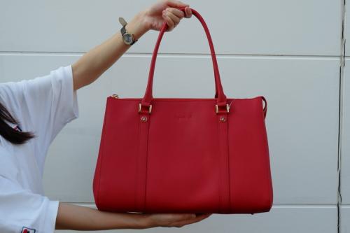 アニエスベーの鞄