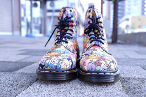Dr.Martens/ドクターマーチン】よりマルチカラー8ホールブーツが