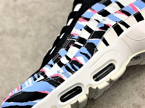 ナイキのAIR MAX 95