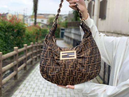 ズッカ柄のレディース