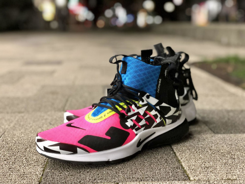 スニーカーのNIKE