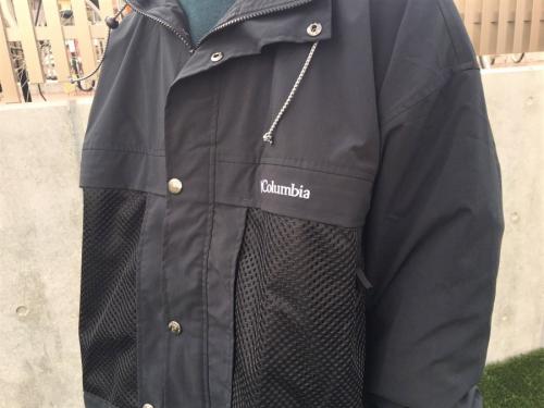 コロンビア ブラック レーベルのマウンテンパーカー