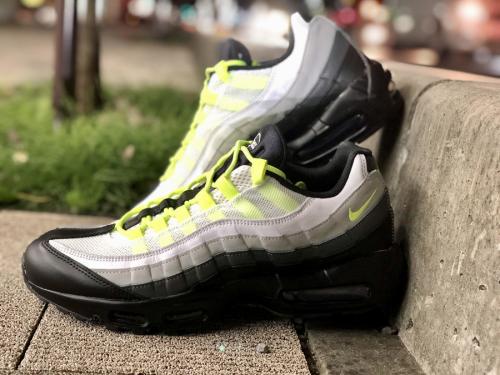 CW2188-991 スニ－カー