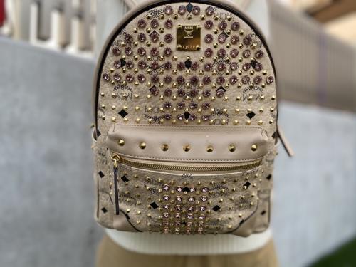 エムシーエムのスタッズリュック