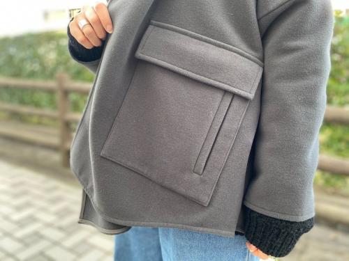 ウールモッサミドルコートのレディース