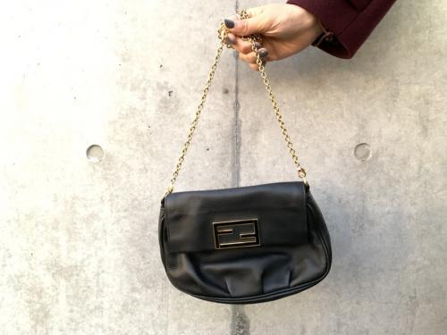 チェーンショルダーバッグのレディース