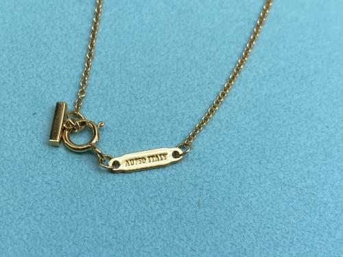 ティファニーのTスマイルネックレス