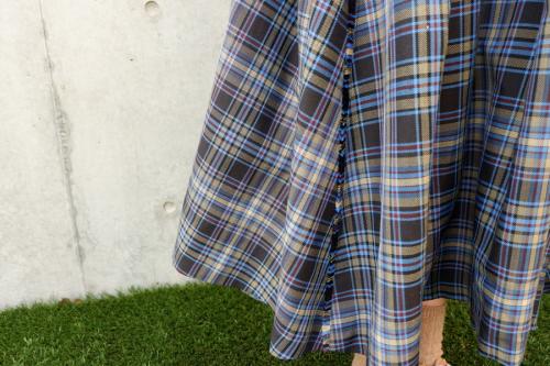 ユナイテッドトーキョーのマドラスチェックハイウエストスカート