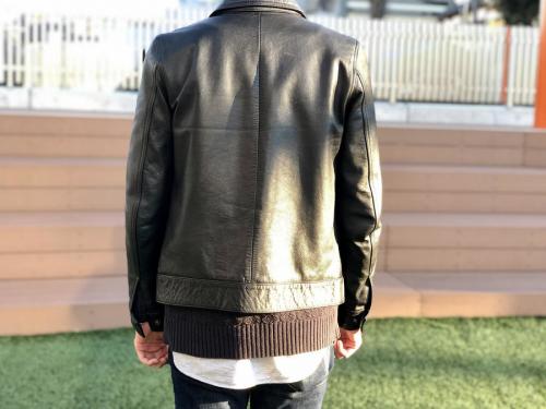 カウシングルレザージャケットのメンズ