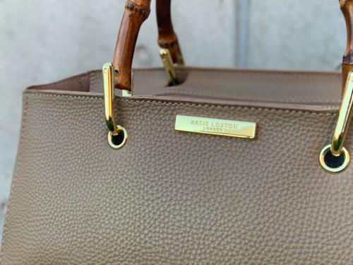 KATIE LOXTONのケイティロクストン