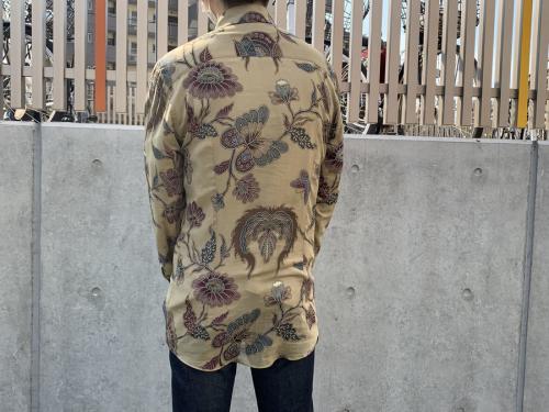 ドルチェ&ガッバーナの総柄シャツ