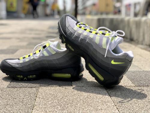 ナイキのAIR MAX 95 OG