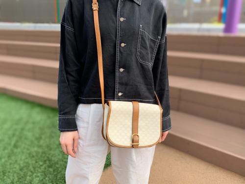 CELINE セリーヌ　マカダム柄　タイトスカート CELINE セリーヌ マカダム柄 タイトスカート