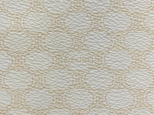 セリーヌのマカダム柄ショルダーバッグ