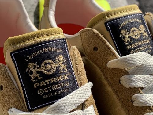 パトリックのスニーカー