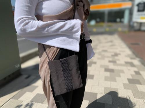 ミニショルダーポーチのエールライン