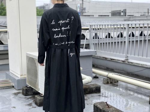 メッセージロングシャツワンピースのレディース ブラック