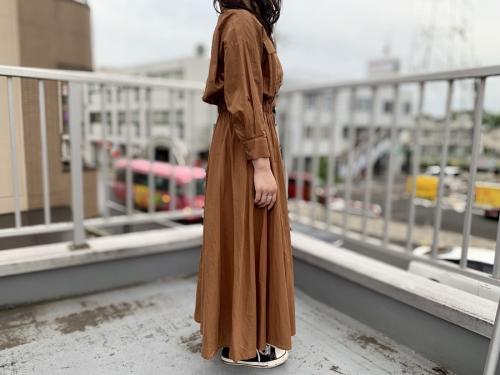 アンクレイヴのドロストシャツワンピース