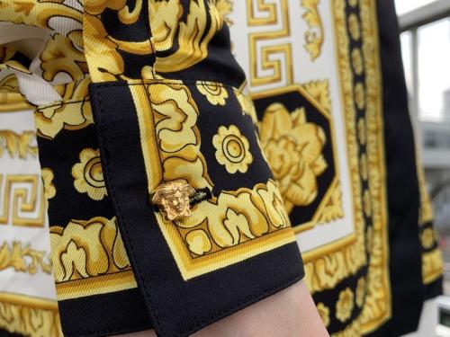 ヴェルサーチの総柄ｼｬﾂ