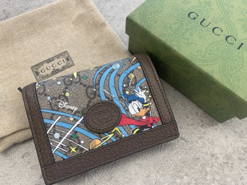 コラボ・別注アイテムのGUCCI x Disney