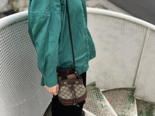 グッチのGGミニバケットバッグ