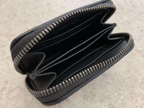 ボッテガベネタのイントレチャートコインカードケース