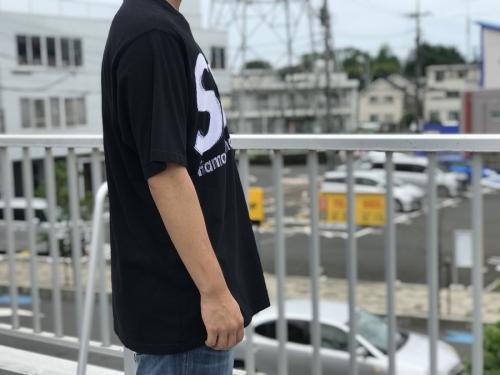 シュプリームのIntarsia Spellout S/S Top